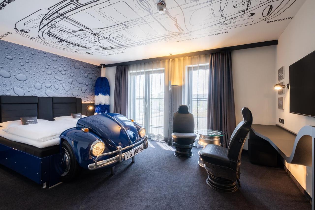 V8 Hotel Koeln At Motorworld Exterior foto
