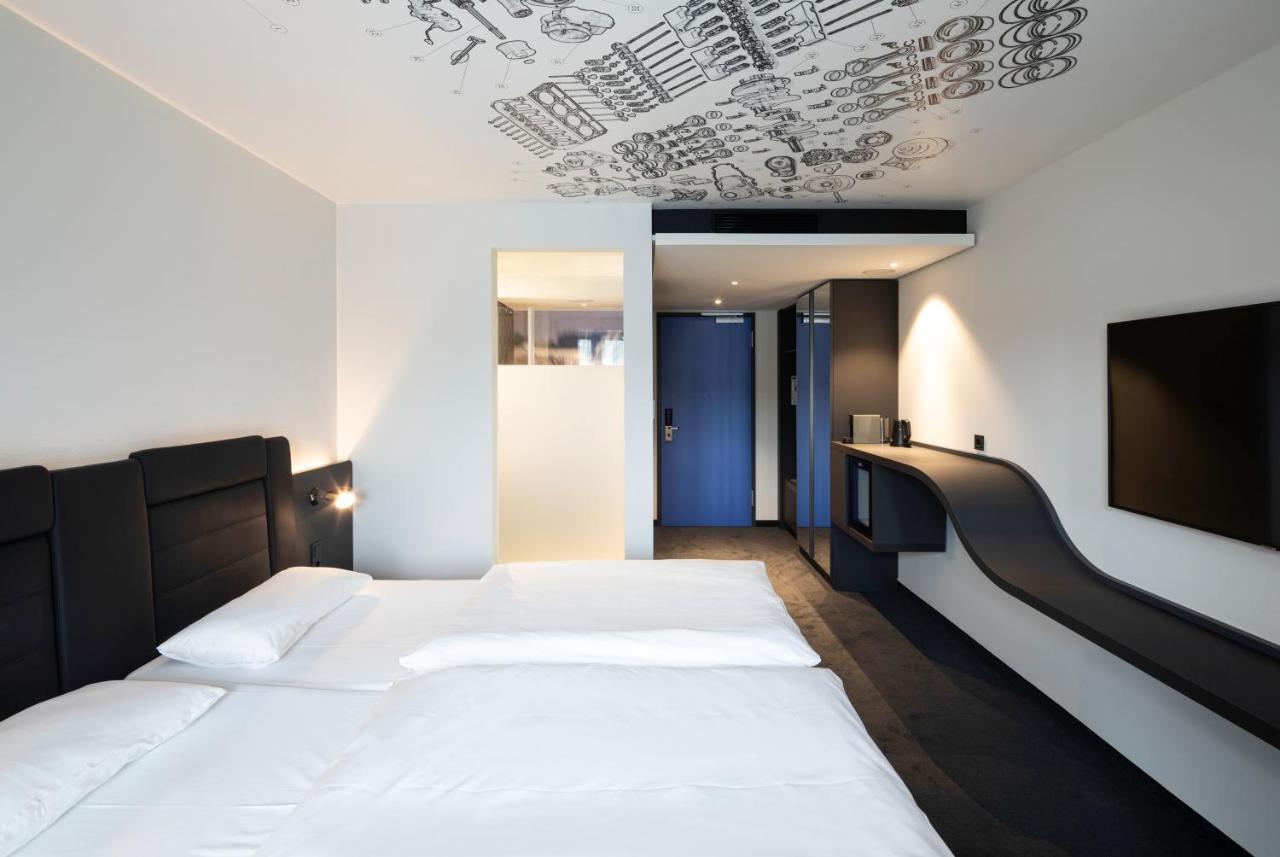 V8 Hotel Koeln At Motorworld Exterior foto