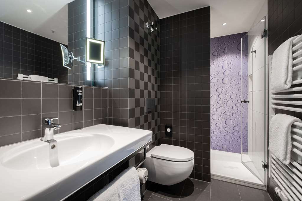 V8 Hotel Koeln At Motorworld Habitación foto