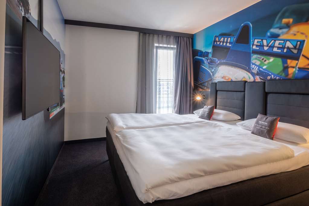 V8 Hotel Koeln At Motorworld Habitación foto